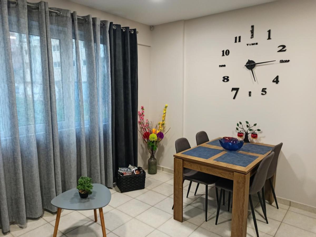 Central Square Apartment 1 Pírgos 외부 사진