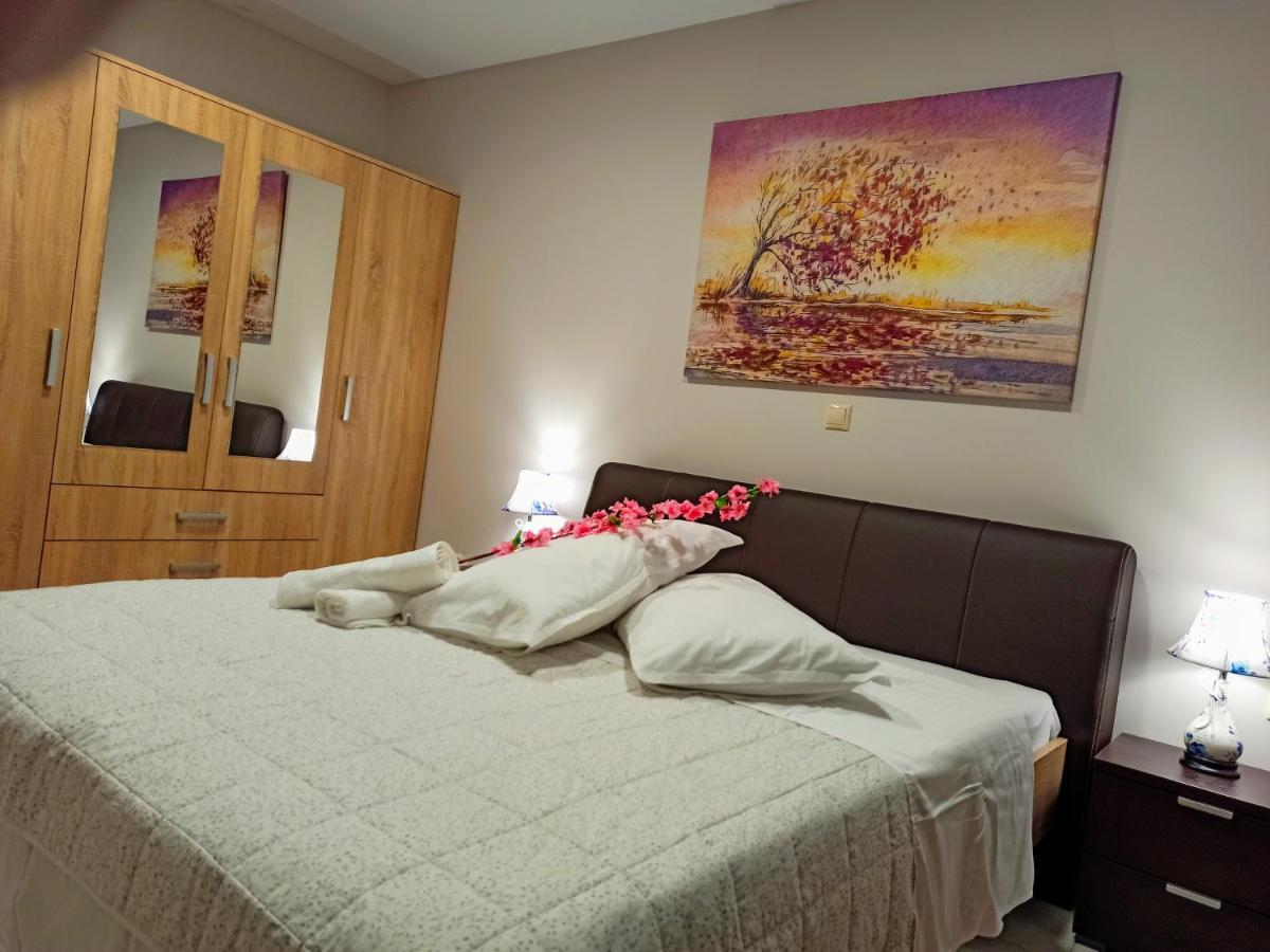 Central Square Apartment 1 Pírgos 외부 사진